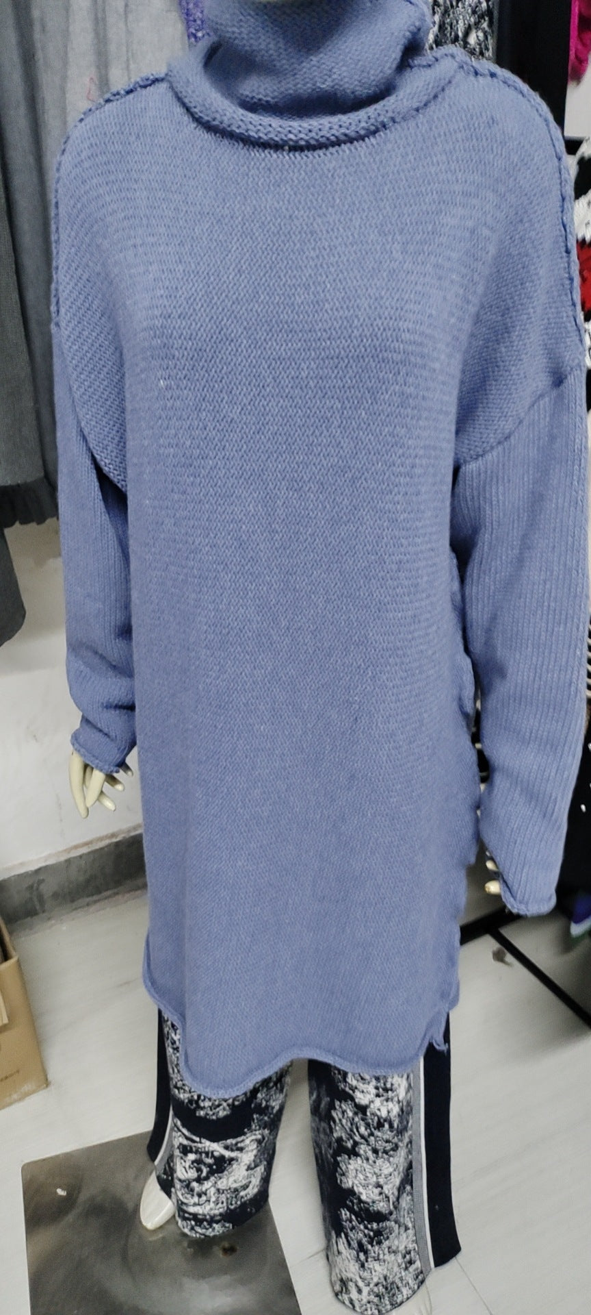 Heaps Collar Long-Sleeve Knit with Three-Needle Precision