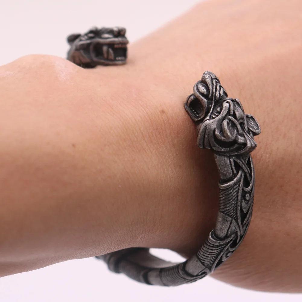 Nostalgia Wolf Head Bracelet Viking Bracelet - RUBASO