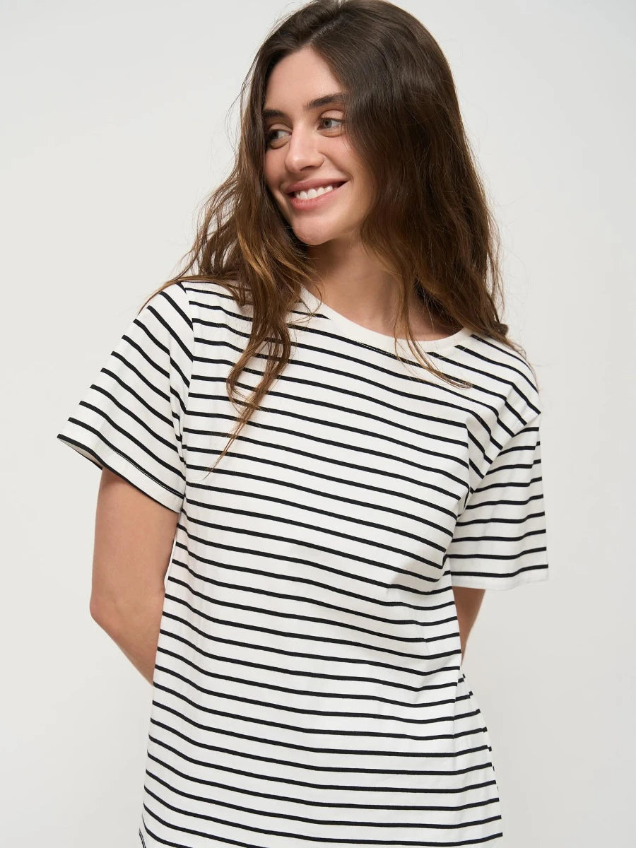 Cozy Knitted Striped T-Shirt by Wolfeel: Casual Cotton Short Sleeve